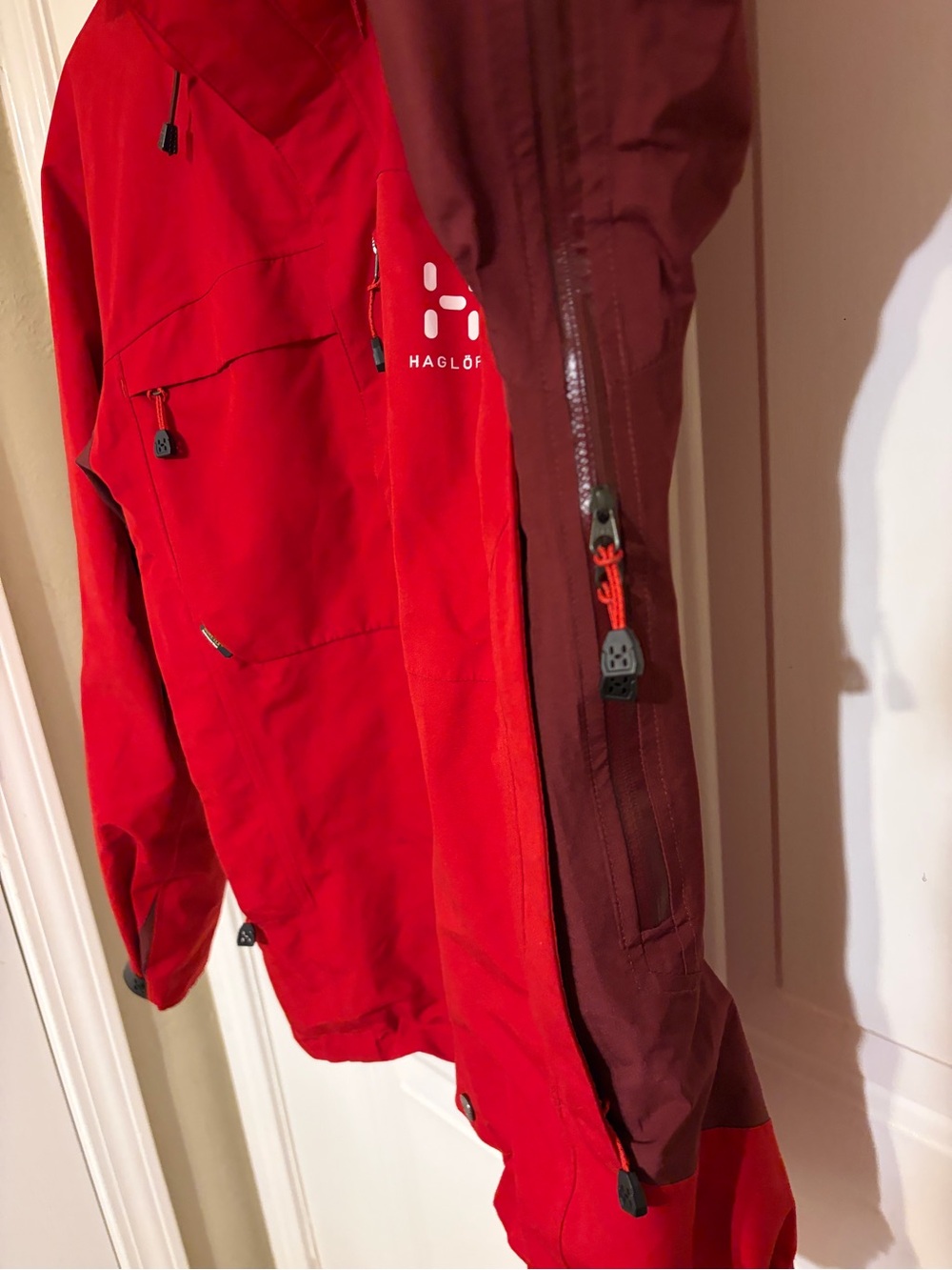 Haglofs Astral GTX Vibrant Women's Trekking Jacket Gore-Tex Weather Protection S